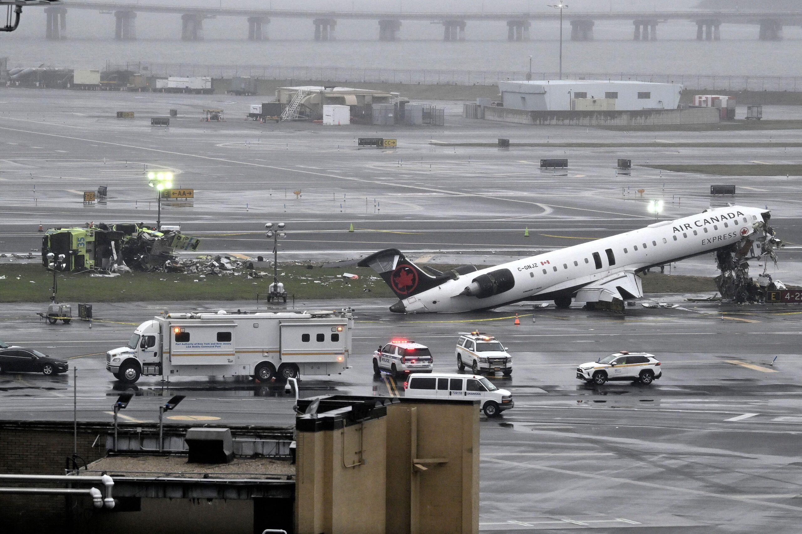 Deadly LaGuardia Runway Collision Kills Two Pilots, Injures Dozens